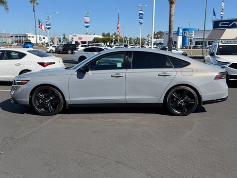 Used 2025 Honda Accord Sport image 7