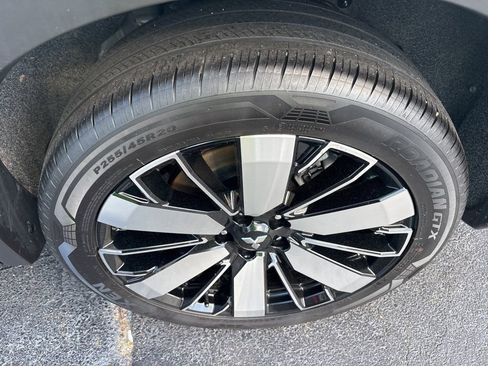 Used 2025 Mitsubishi Outlander SE AWD/4WD image 13