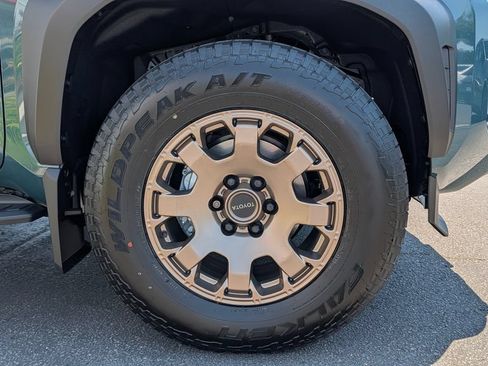 New 2026 Toyota 4Runner TRD Off-Road Premium AWD/4WD image 13