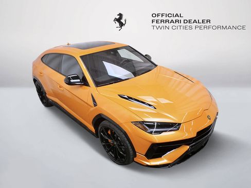 Used 2024 Lamborghini Urus S AWD/4WD image 9