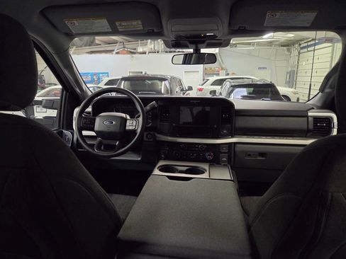 Used 2026 Ford F250 XLT AWD/4WD image 33