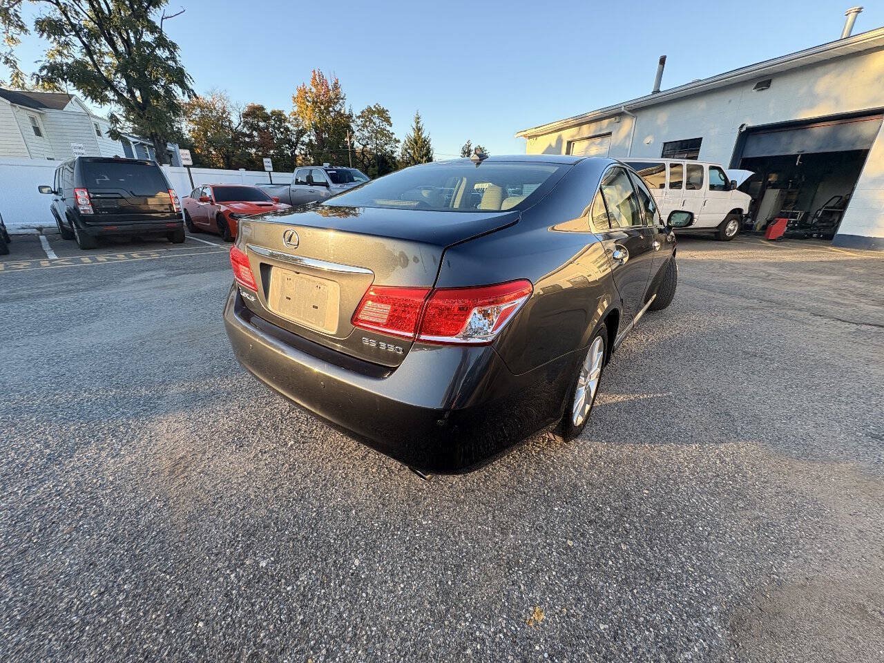 Used 2010 Lexus ES 350 FWD image 6