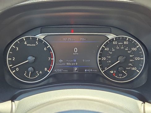 Used 2025 Nissan Altima 2.5 SV FWD image 24