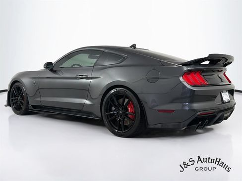 Used 2020 Ford Mustang Shelby GT500 w/ Technology Package RWD image 5