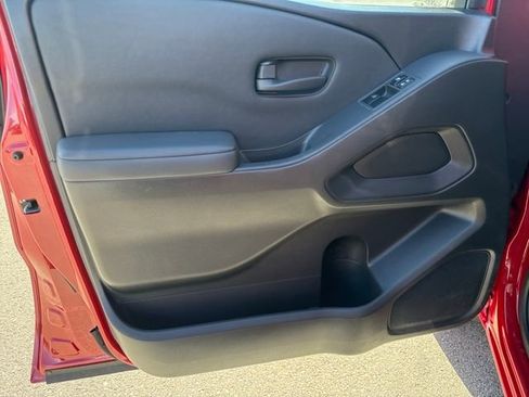 Used 2022 Nissan Frontier S image 9
