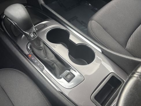 Used 2023 Chevrolet Malibu LT image 22