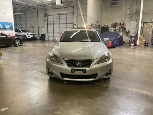 Used 2012 Lexus IS 250 w/ Premium Pkg Value Edition RWD image 5