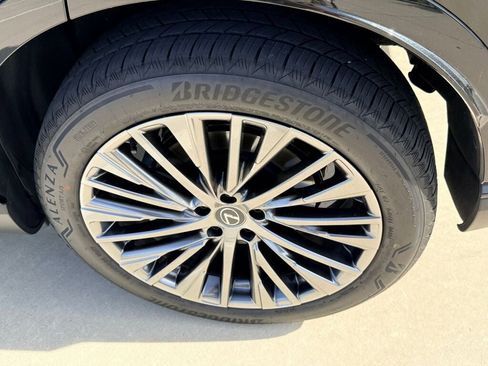 Certified 2025 Lexus RX 450h AWD w/ Luxury Package image 9