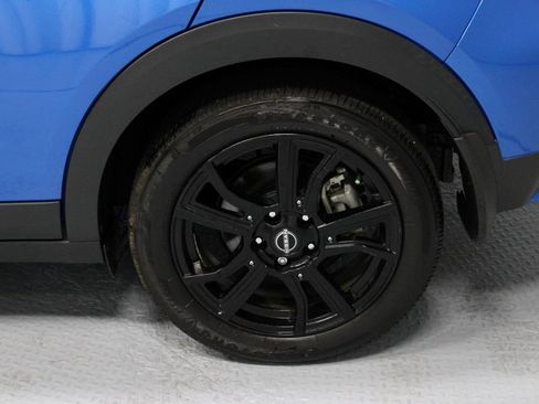 Certified 2023 Nissan Kicks SR w/ SR Premium Package FWD image 18