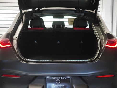 New 2026 Mercedes-Benz GLC 43 AMG 4MATIC Coupe image 34