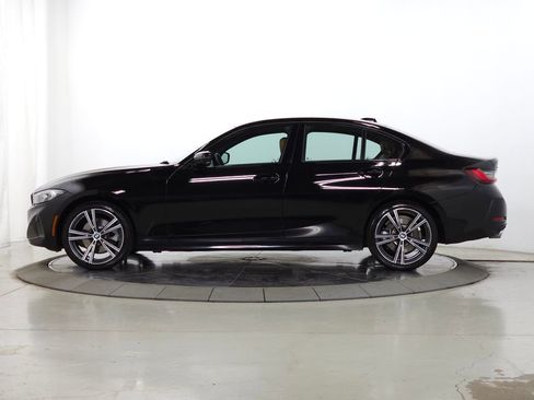 Used 2023 BMW 330i xDrive Sedan w/ Convenience Package AWD/4WD image 4