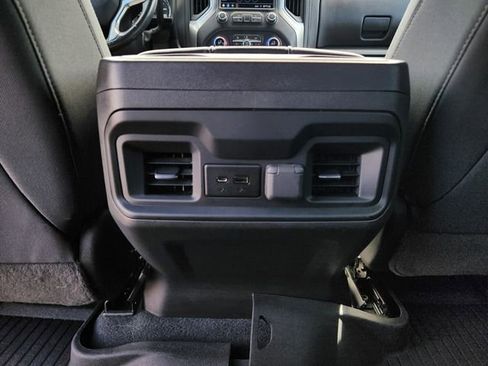 Used 2021 Chevrolet Silverado 1500 LT Trail Boss w/ Bed Protection Package image 17