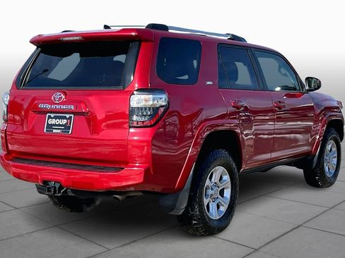Used 2022 Toyota 4Runner SR5 image 13