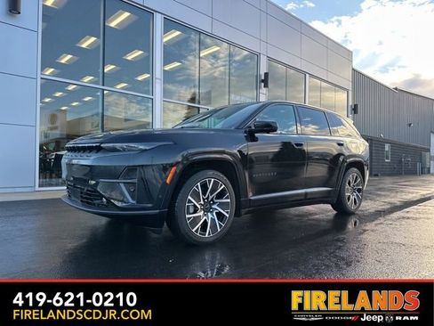 Used 2025 Jeep Wagoneer S Limited image 4