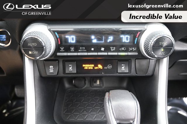 Used 2019 Toyota RAV4 XLE Premium w/ Cold Weather Package AWD/4WD image 18