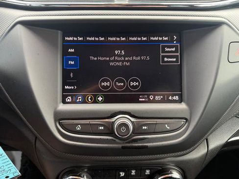 Used 2021 Chevrolet TrailBlazer LS w/ LPO, Blackout Package FWD image 14