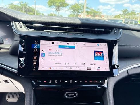 New 2026 Jeep Grand Cherokee L Limited AWD/4WD image 26