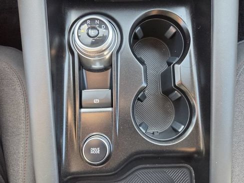 Used 2025 Ford Explorer Active RWD image 19