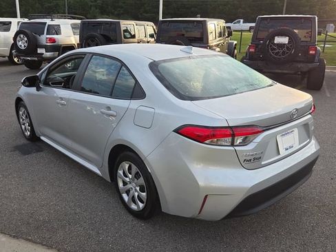 Used 2026 Toyota Corolla LE FWD image 10