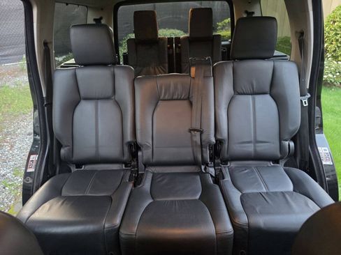 Used 2010 Land Rover LR4 HSE LUX AWD/4WD image 11