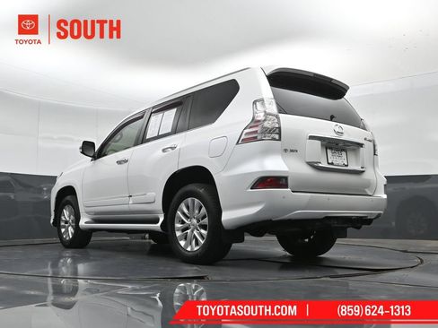 Used 2017 Lexus GX 460 AWD/4WD image 50