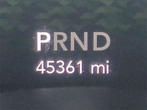 Certified 2022 Jeep Wrangler Unlimited Rubicon w/ Cold Weather Group image 33