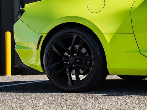 Used 2019 Chevrolet Camaro LT w/ 1LE Track Performance Package image 66