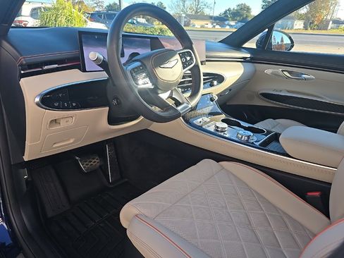 Used 2026 Genesis GV70 3.5T Sport Prestige image 6