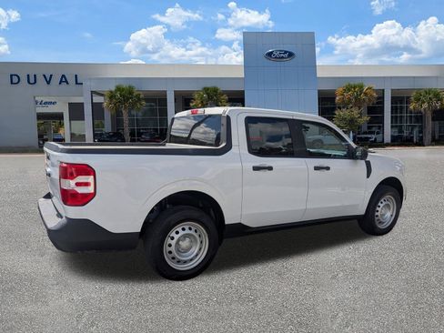 Used 2022 Ford Maverick XL image 4