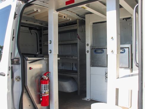 Used 2012 Mercedes-Benz Sprinter 3500 image 19