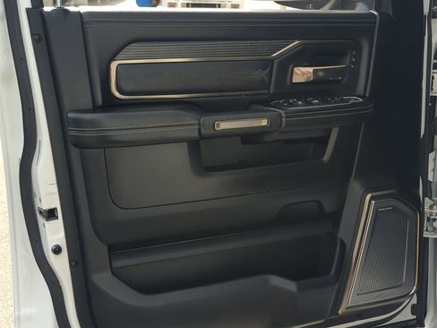 Used 2019 RAM 2500 Limited image 18