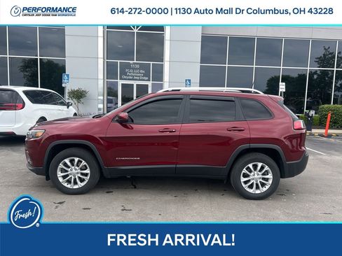 Used 2020 Jeep Cherokee Latitude AWD/4WD image 7