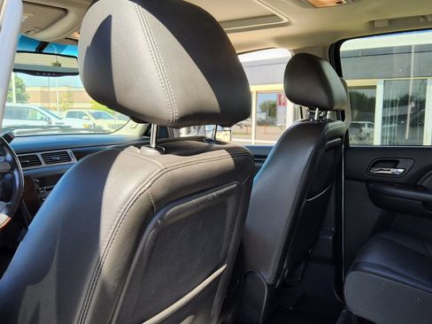 Used 2014 GMC Sierra 3500 Denali AWD/4WD image 30