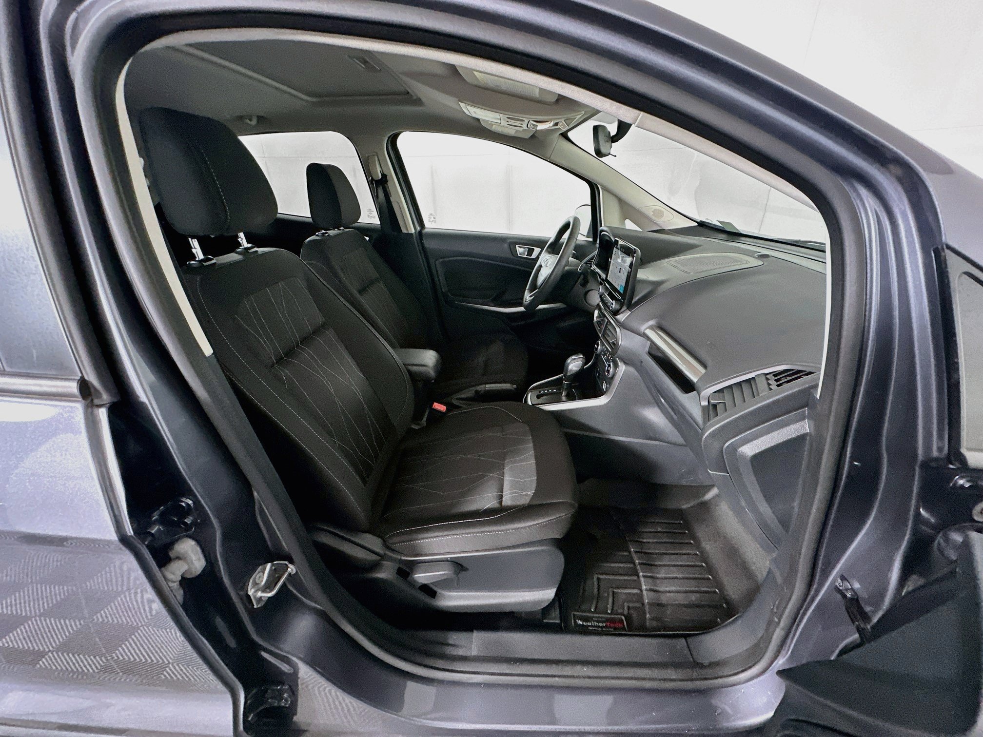 Used 2018 Ford EcoSport SE w/ SE Convenience Package FWD image 30