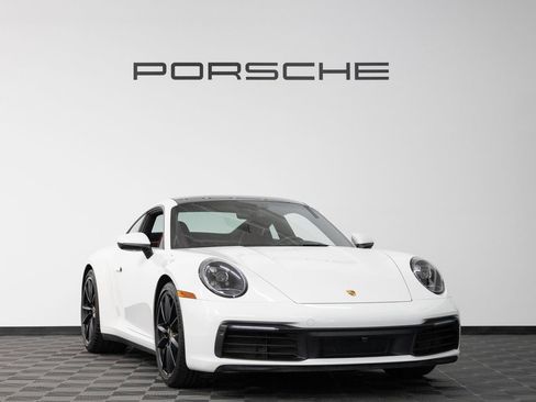 Certified 2023 Porsche 911 Carrera RWD image 9