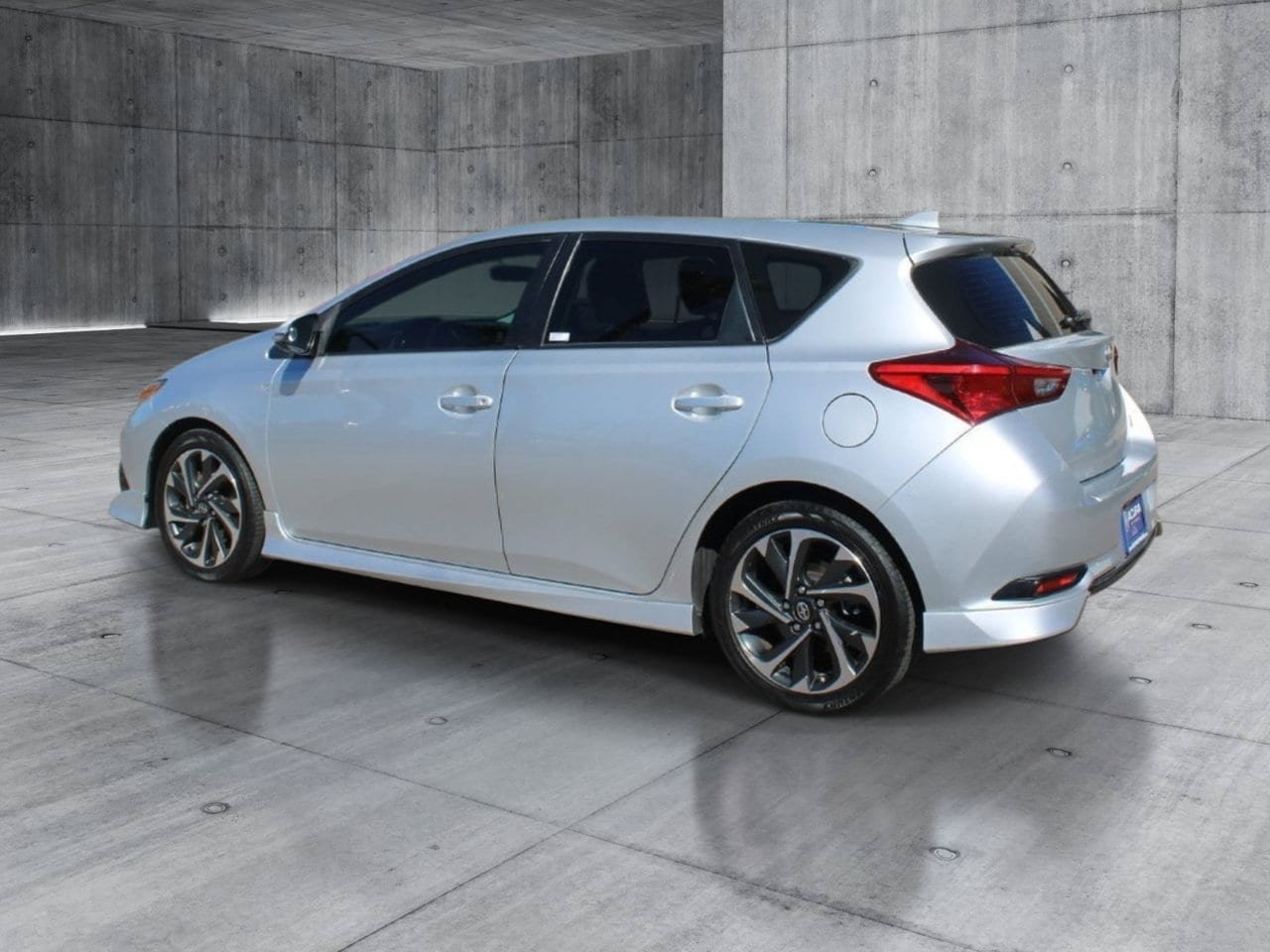 Used 2016 Scion iM FWD image 3