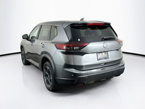 Used 2025 Nissan Rogue SV FWD image 5