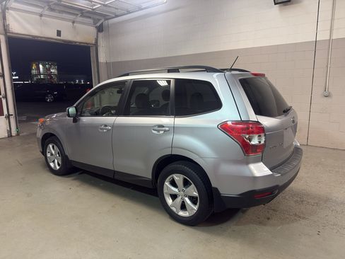 Used 2014 Subaru Forester 2.5i Premium w/ Protection Package #1 AWD/4WD image 5