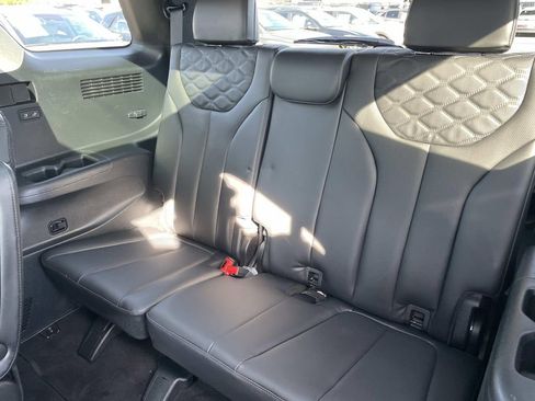 Used 2022 Hyundai Palisade Limited FWD image 27