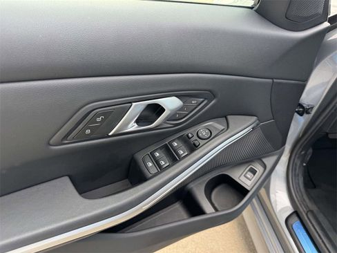 Certified 2025 BMW 330i xDrive 330i xDrive w/ Convenience Package image 13