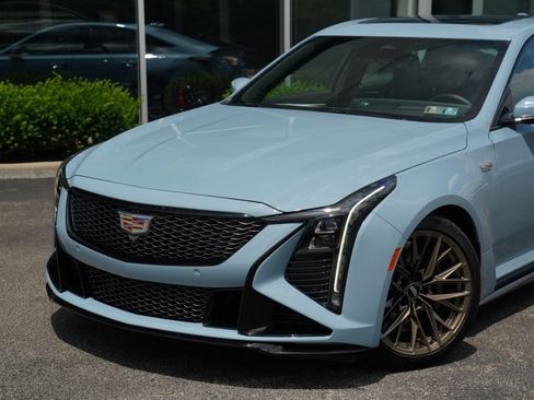 Used 2026 Cadillac CT5 V Blackwing RWD image 2