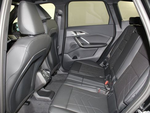 Used 2025 BMW X1 xDrive28i w/ Convenience Package image 25