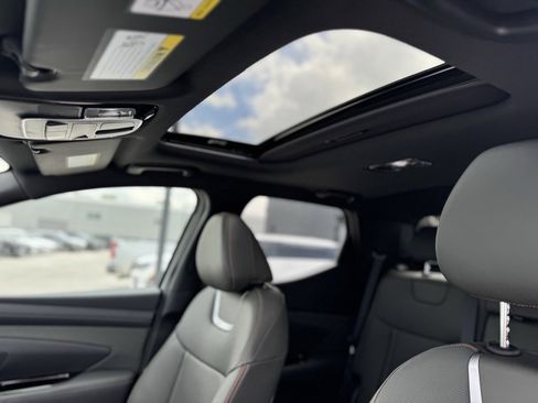 New 2025 Hyundai Santa Cruz Limited image 18