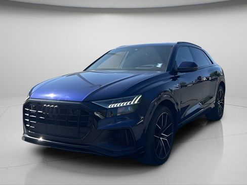 Used 2021 Audi Q8 Prestige w/ Prestige Package AWD/4WD image 9