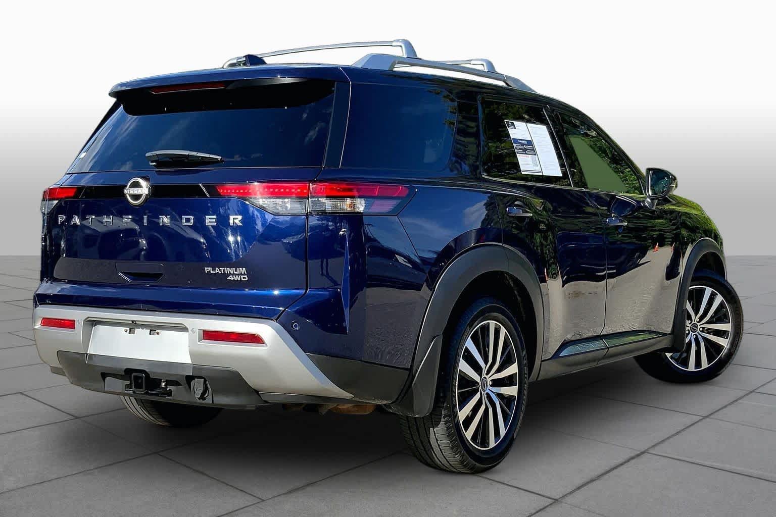 Used 2023 Nissan Pathfinder Platinum AWD/4WD image 13