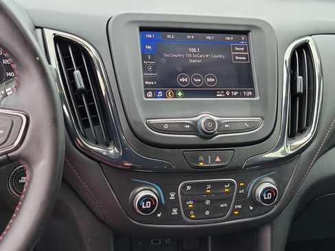 Used 2022 Chevrolet Equinox RS FWD image 9