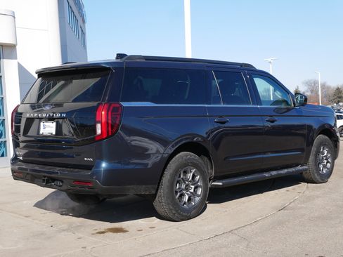 New 2025 Ford Expedition Max Active image 3