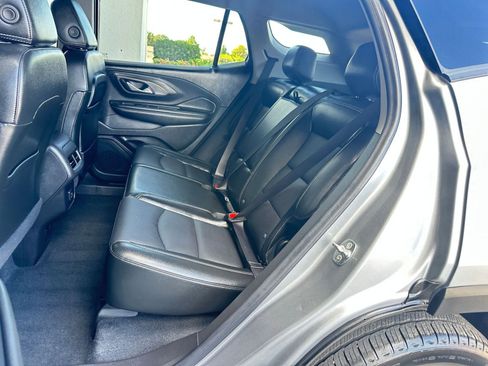 Used 2024 GMC Terrain SLT image 37