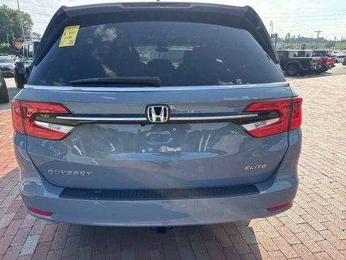 Used 2024 Honda Odyssey Elite image 9
