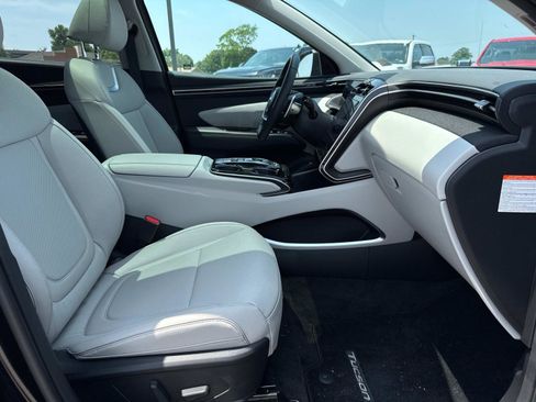 Used 2024 Hyundai Tucson Limited image 19